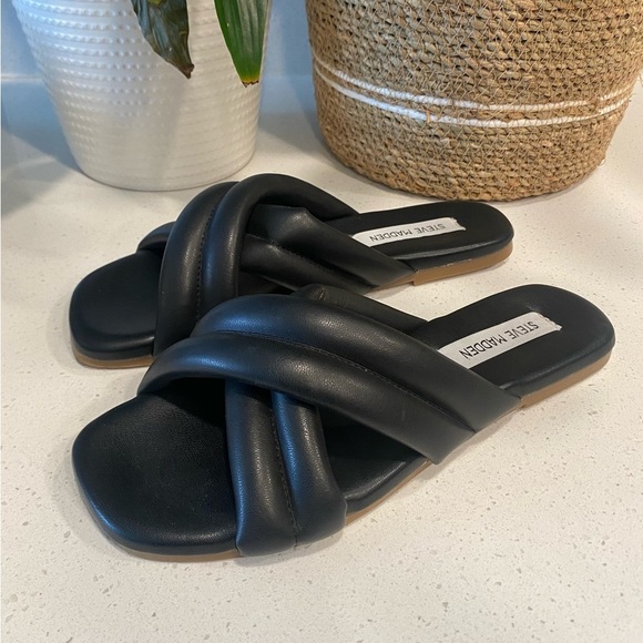 Steve Madden Shoes - Steve Madden Puffy Criss Cross Slip On Slide Sandals